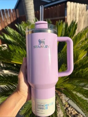 Stanley Lavender Travel Mug with Handle and Clear Lid